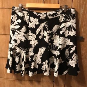 Banana Republic floral midi skirt Size 12